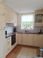 Landelijke keuken met hardstenen blad 2.09 lang en 1.86 br., Huis en Inrichting, Keuken | Complete keukens, Ophalen of Verzenden