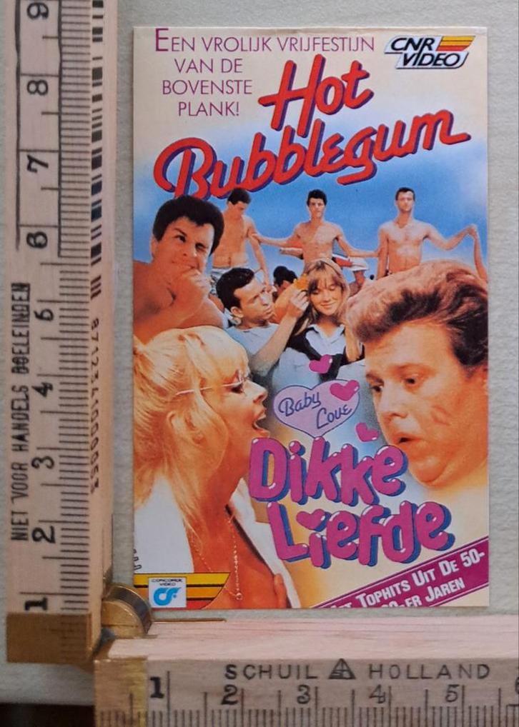 Vintage sticker Hot Bubblegum CNR video videotheek, Verzamelen, Stickers, Zo goed als nieuw, Ophalen of Verzenden