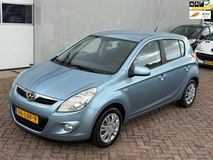 Hyundai I20 1.2i DynamicVersion, Auto's, Hyundai, Bedrijf, Te koop, i20, ABS, Airbags, Airconditioning, Boordcomputer, Centrale vergrendeling