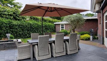 3 x 3 mtr Zweefparasol Toscane Parasol degelijk sterk  beschikbaar voor biedingen