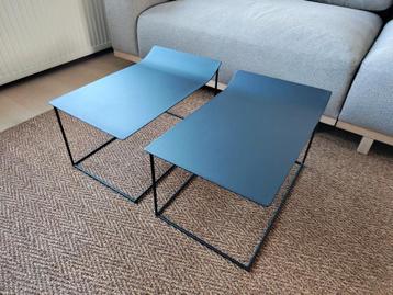 Zwart metalen salontafel/bijzettafel  beschikbaar voor biedingen