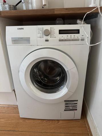 Wasmachine te koop beschikbaar voor biedingen