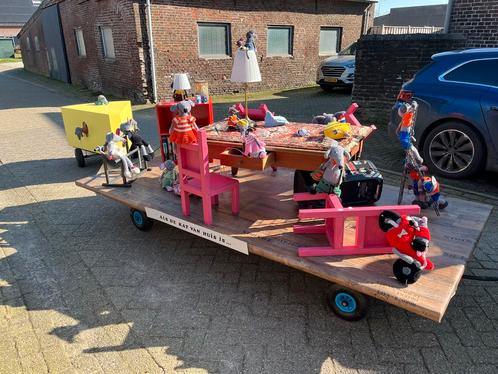 Mooie loopgroep met wagen, Kleding | Dames, Carnavalskleding en Feestkleding, Carnaval, Ophalen