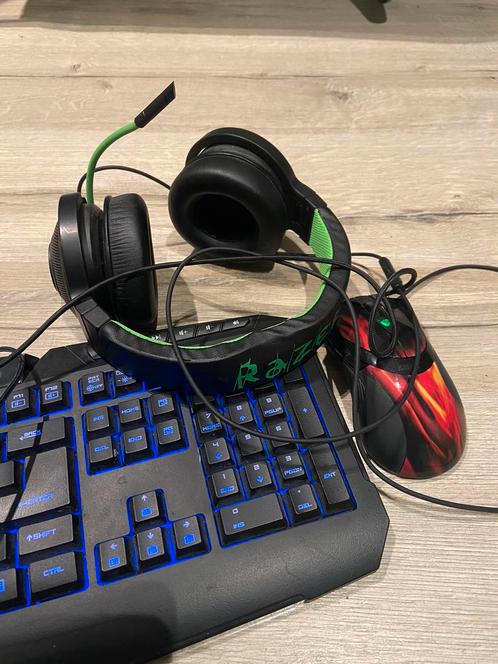 Pc Game benodigdheden, Computers en Software, Toetsenborden, Zo goed als nieuw, Qwerty, Bedraad, Toetsenbord en muis-set, Gaming toetsenbord