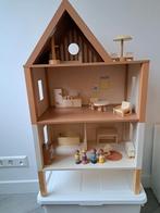 Houten Poppenhuis - Petite Amélie (incl. meubels & poppen), Kinderen en Baby's, Ophalen, Zo goed als nieuw, Poppenhuis