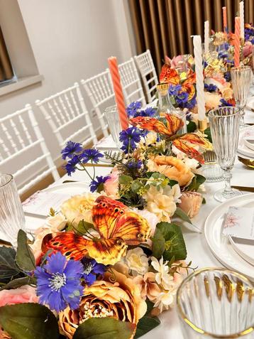 Luxe tafelstyling/bloemen verhuur geheel op maat gemaakt beschikbaar voor biedingen