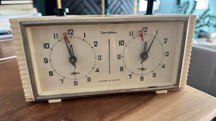Originele Jantar schaakklok, Hobby en Vrije tijd, Gezelschapsspellen | Bordspellen, Gebruikt, Een of twee spelers, Ophalen of Verzenden