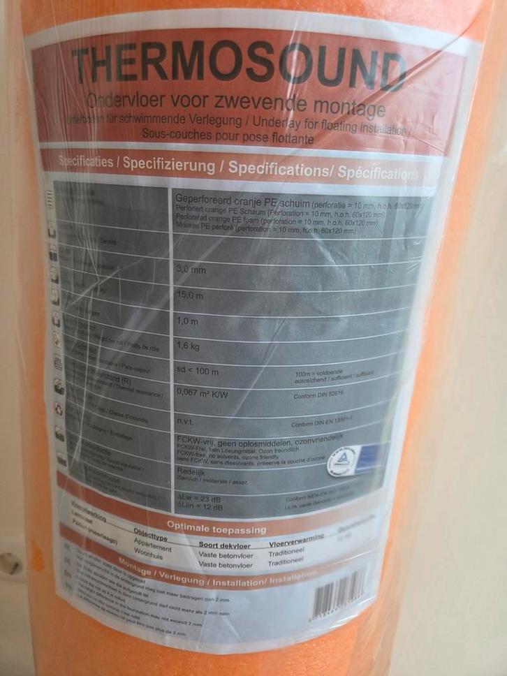 Thermosound ondervloer rol 15m, Doe-het-zelf en Verbouw, Plinten en Afwerking, Zo goed als nieuw, Overige typen, Kunststof, 250 cm of meer