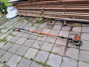 Husqvarna 327P5 stokheggenschaar en stokzaag beschikbaar voor biedingen