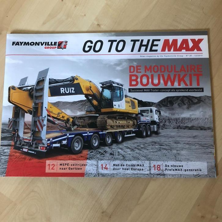 17 stuks Nooteboom en Faymonville Brochures/nieuwskranten, Boeken, Catalogussen en Folders, Gelezen, Ophalen of Verzenden