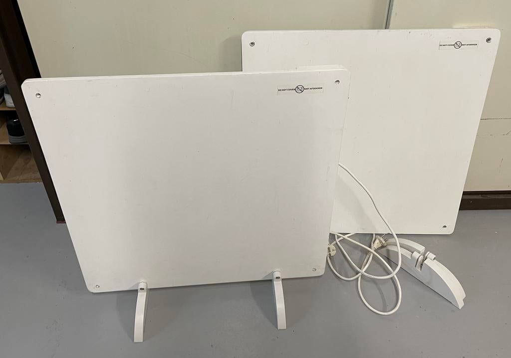 2x EUROM e convect verwarmingspaneel, Doe-het-zelf en Verbouw, Ophalen, 30 tot 80 cm, Radiator, Minder dan 60 cm