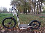 E-step/runner, Fietsen en Brommers, Steps, Ophalen, Zo goed als nieuw, Elektrische step (E-scooter), Overige merken