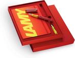 LAMY AL-star glossy red + notebook set, Diversen, Schrijfwaren, Ophalen of Verzenden, Nieuw