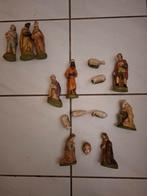 Kerstgroep mooie kleuren 15 beeldjes, Ophalen of Verzenden, Gebruikt