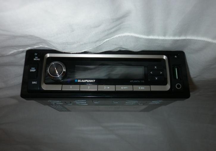 BLAUPUNKT autoradio /CD speler  type: Atlanta10 4x50 Watt, Auto diversen, Autoradio's, Zo goed als nieuw, Ophalen of Verzenden