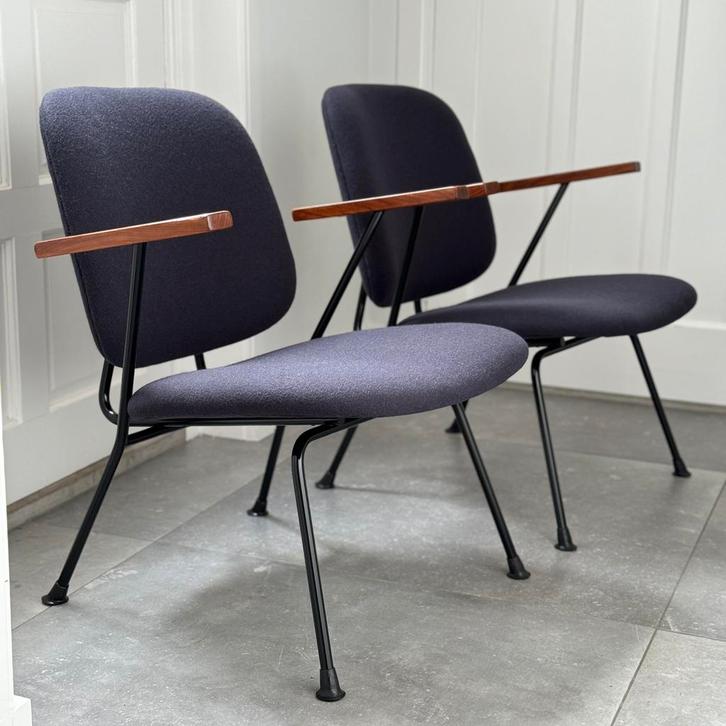 Gerestaureerde Van der Sluis fauteuils vintage Dutch design, Huis en Inrichting, Stoelen, Zo goed als nieuw, Twee, Hout, Metaal