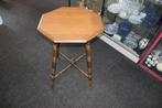 Mooie hoge antieke houten bijzettafel / plantentafel ., Minder dan 55 cm, Gebruikt, Vierkant, 60 cm of meer