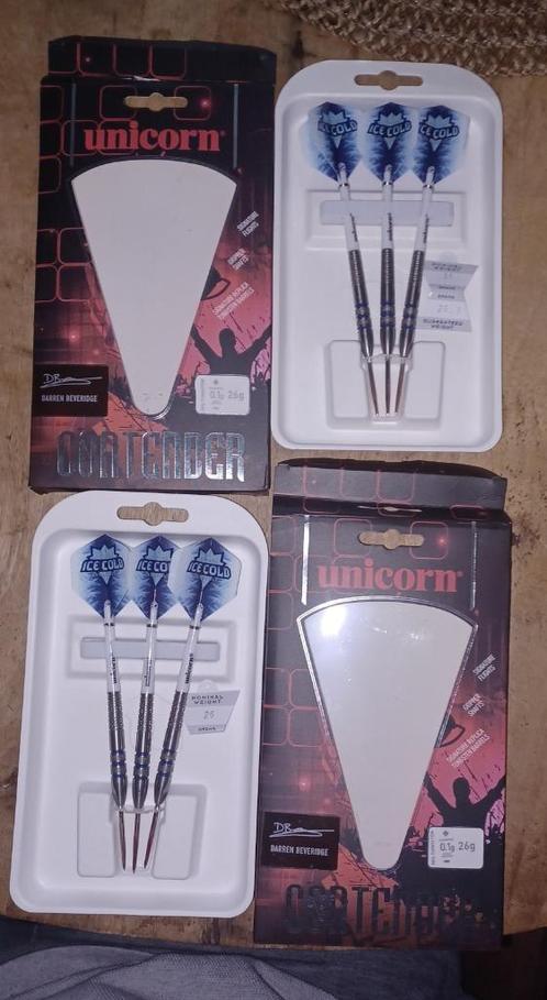 Darts setjes te koop, Sport en Fitness, Darts, Zo goed als nieuw, Pijlen, Ophalen of Verzenden