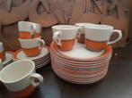 vintage service, oranje met roomwit jaren 70, Antiek en Kunst, Antiek | Servies compleet, Ophalen of Verzenden