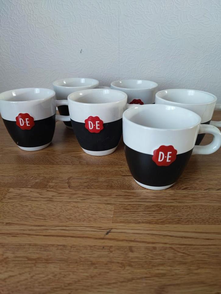 Douwe Egberts Krijtmokken - 4 stuks, Huis en Inrichting, Keuken | Servies, Gebruikt, Kop(pen) en/of Schotel(s), Effen, Keramiek