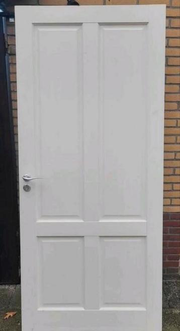 Aangeboden: 2 Paneel Binnendeuren 93x211.5cm prijs voor 2. beschikbaar voor biedingen