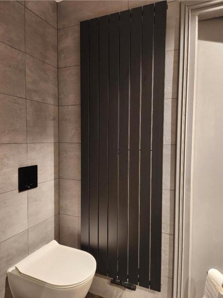 Designradiator Plieger Cavallino Retto zwart 180x60, Doe-het-zelf en Verbouw, Verwarming en Radiatoren, Zo goed als nieuw, Radiator