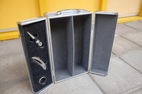 Aluminium wijnkist 2-vaks inclusief sommelierset, Verzamelen, Wijnen, Zo goed als nieuw, Overige typen, Frankrijk, Ophalen of Verzenden