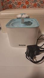 Auronde drinkfontein voor kat of hond, Dieren en Toebehoren, Ophalen of Verzenden, Zo goed als nieuw