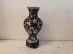cloisonné vaasje met bloemmotief, Ophalen