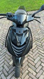 zip 125cc 2t, Fietsen en Brommers, Scooters | Piaggio, Ophalen, Zo goed als nieuw, Benzine, Zip