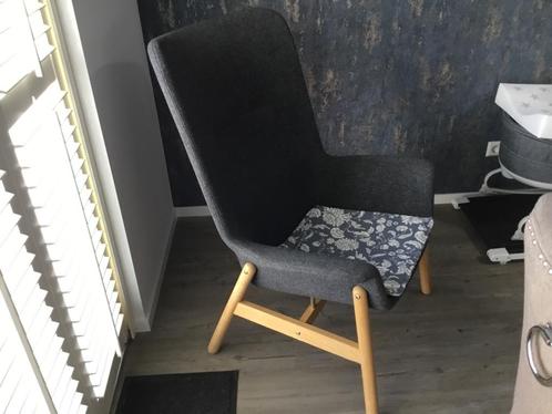 Vedbo stoel ikea, Huis en Inrichting, Fauteuils, Zo goed als nieuw, 50 tot 75 cm, Minder dan 75 cm, Ophalen