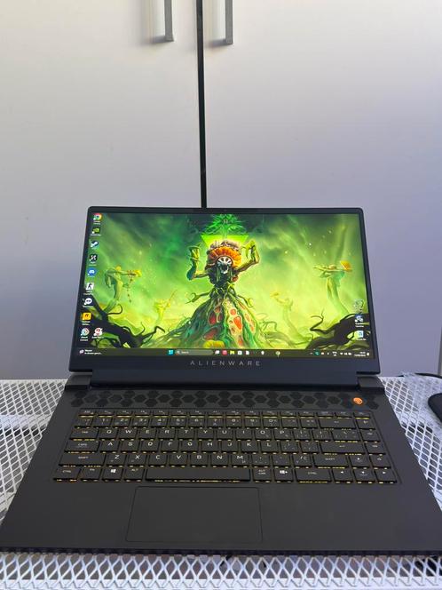 Premium gaming laptop Alienware M15 R5, Computers en Software, Windows Laptops, Zo goed als nieuw, 15 inch, SSD, 4 Ghz of meer
