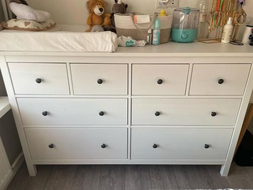 Te koop: Grote witte commode/kast – €150, Huis en Inrichting, Kasten | Ladekasten, Zo goed als nieuw, 100 tot 150 cm, 200 cm of meer