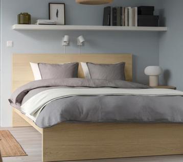 Bed, gebruikt als logeerbed (3x) 160 x 200 cm