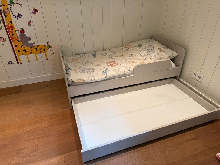 Petit Amelie Juniorbed 140x70 + Opberglade, Kinderen en Baby's, Kinderkamer | Bedden, Zo goed als nieuw, 140 tot 160 cm, 70 tot 85 cm