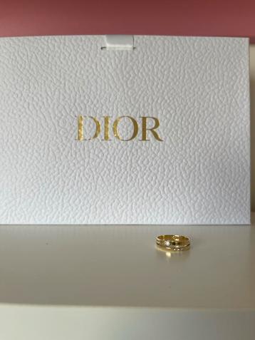 Mooi Cadeau Gouden ring met diamanten beschikbaar voor biedingen