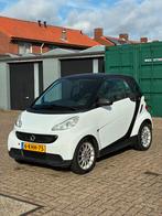 Smart ForTwo 1.0 45KW Coupe MHD AUT 2013 Zwart, Auto's, Smart, Automaat, Achterwielaandrijving, Wit, Origineel Nederlands