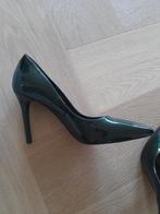 LK Bennett lakleren pump kleur fern groen maat 38, Pumps, LK Bennett, Nieuw, Ophalen of Verzenden
