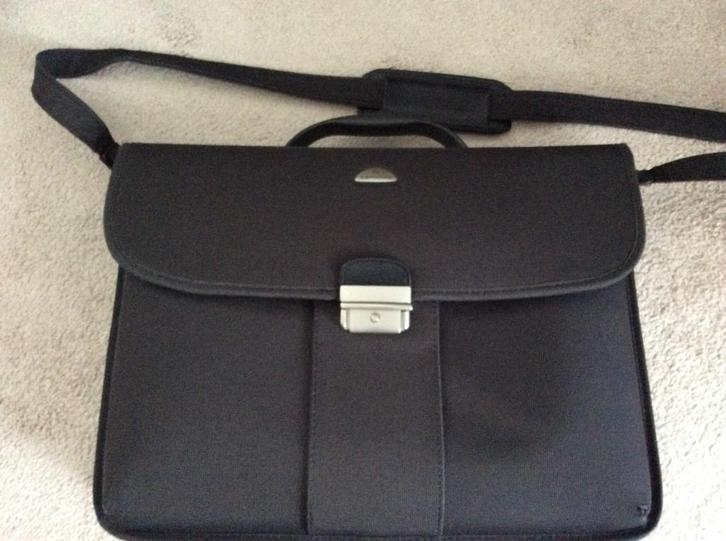 SAMSONITE  DOCUMENTEN TAS. KLEUR ZWART. HANDVAT EN RIEM, Computers en Software, Laptoptassen, Trolleytas, 17 inch of meer, Ophalen of Verzenden