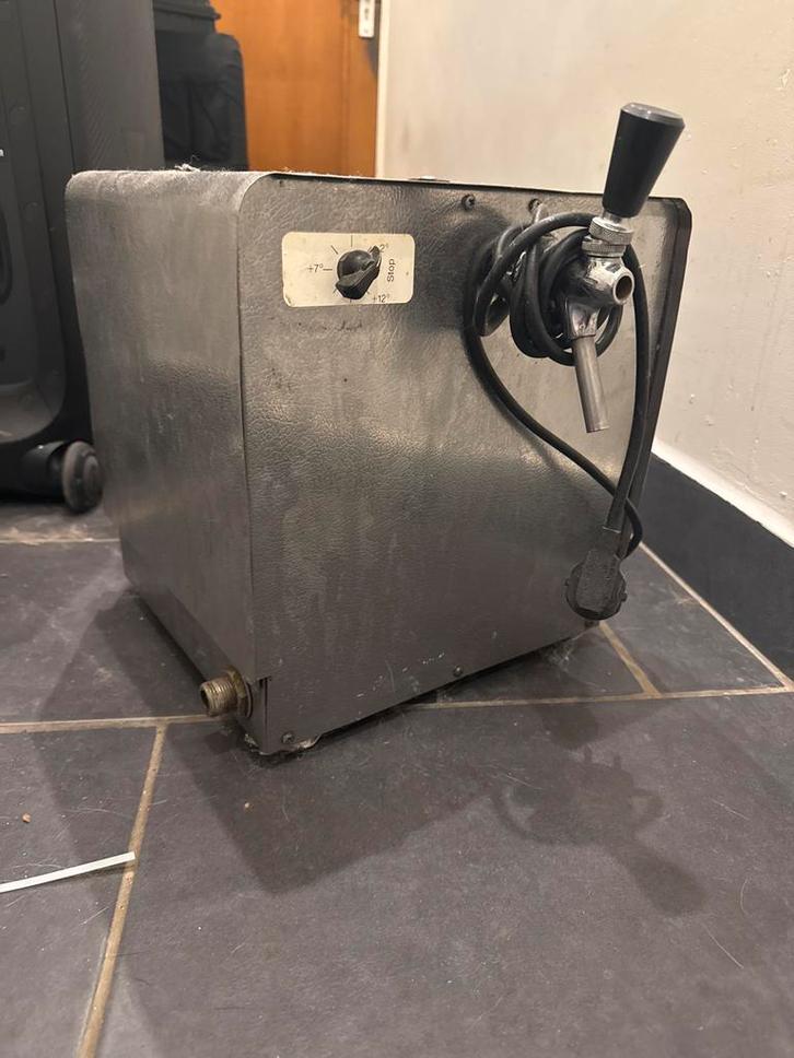 Biertap Tafelmodel - Compacte horeca biertap met koeling, Huis en Inrichting, Barren, Gebruikt, Ophalen