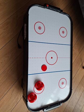 Air hockey tafel beschikbaar voor biedingen