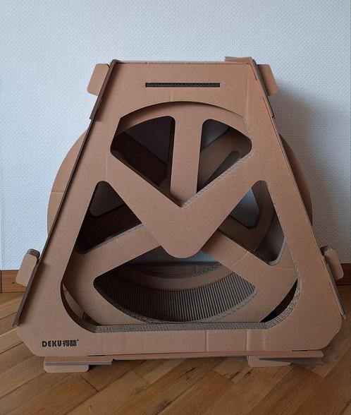 Loopwiel / krabpaal voor katten - alleen ophalen, Dieren en Toebehoren, Kattenspeelgoed, Zo goed als nieuw, Overig speelgoed, Ophalen