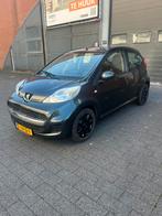 Peugeot 107 1.0 12V 5DR 2010 Grijs, Voorwielaandrijving, Stof, 4 stoelen, 68 pk