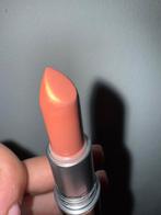 MAC Silky Matte Lipstick - Kinda Sexy, Sieraden, Tassen en Uiterlijk, Uiterlijk | Cosmetica en Make-up, Verzenden, Zo goed als nieuw