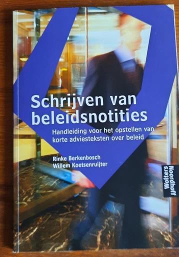 schrijven van beleidsnotities beschikbaar voor biedingen