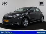 Toyota Yaris 1.5 Hybrid 115 Active | All-season banden |, 12 maanden, Zwart, Bedrijf, 26 km/l
