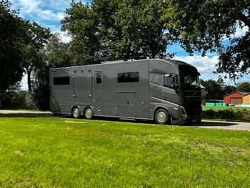 Volvo FH 540 Jong gebrukt 7 paards plus living pop-ot / pop- beschikbaar voor biedingen