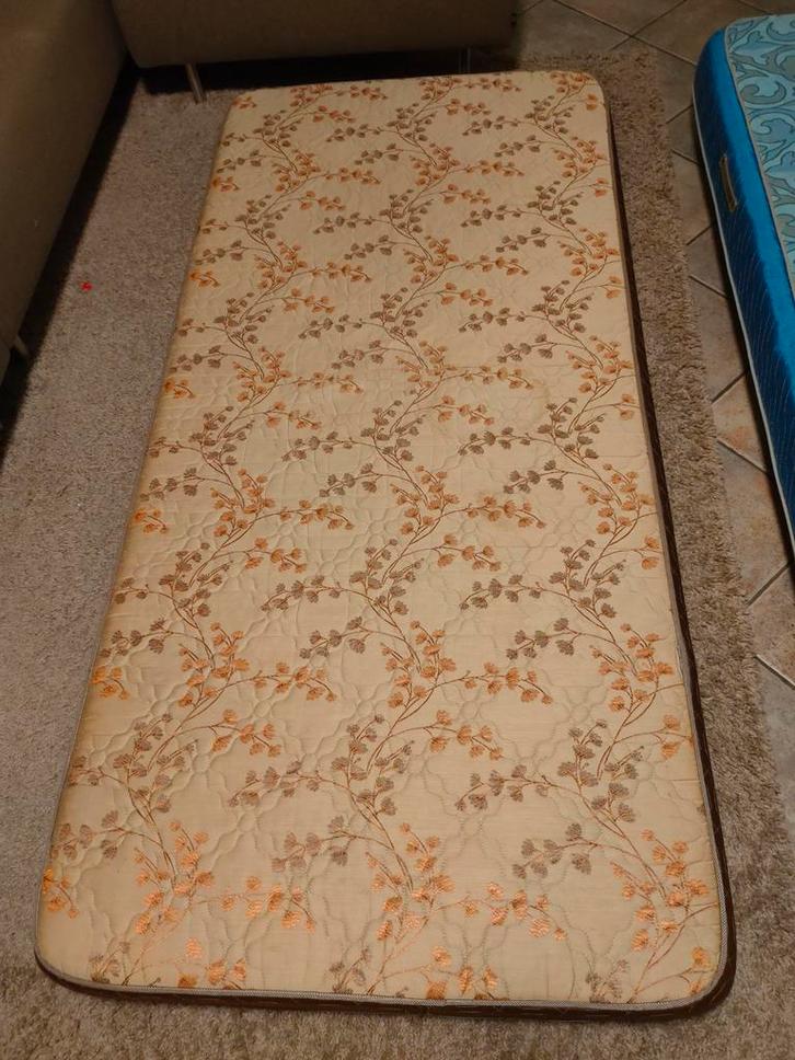 Gratis Af te Halen: 2 Matrassen Zevenkamp, Huis en Inrichting, Slaapkamer | Matrassen en Bedbodems, Gebruikt, Matras, 90 cm, 190 cm of minder