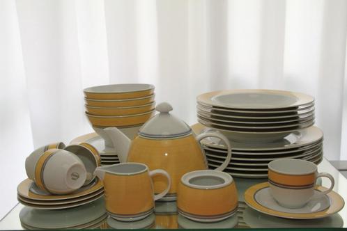 Compleet Arzberg Form 8900/Europ/geel blauw, Huis en Inrichting, Keuken | Servies, Zo goed als nieuw, Bord(en), Overige stijlen