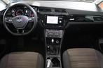 Volkswagen Touran 1.5 TSI Highline 7-Persoons, Panoramadak,, Auto's, Volkswagen, 4 cilinders, 150 pk, 7 stoelen, Wit